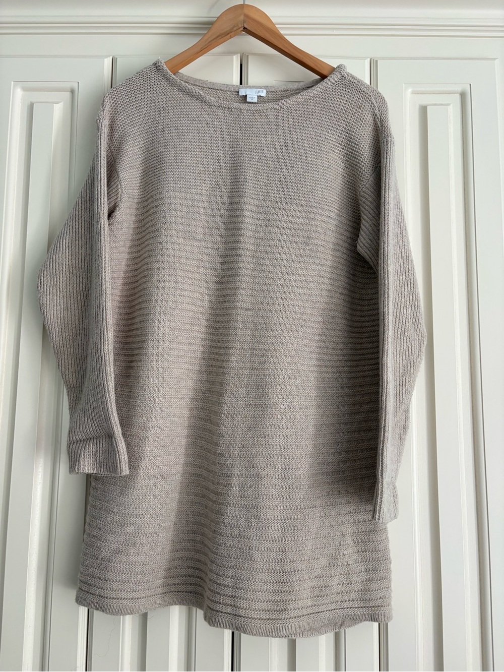 J. Jill Wool Silk Blend Knit Long Sleeved Boat Neck Ribbed Dress Size M Neutral